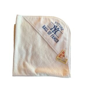 New York Yankees Future Hall of Famer Baby Hooded Towel Bath Time Cozy‎